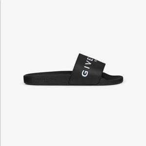 Givenchy Slides size 9/39 EU